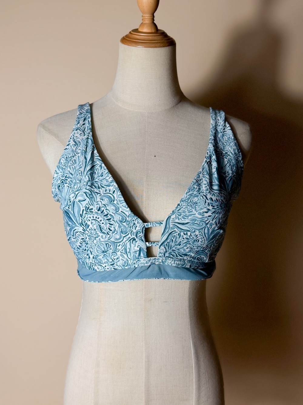 SUNSETS Natalie Banded Underwire Bra Cup Swim Top $105 retail 34DD
